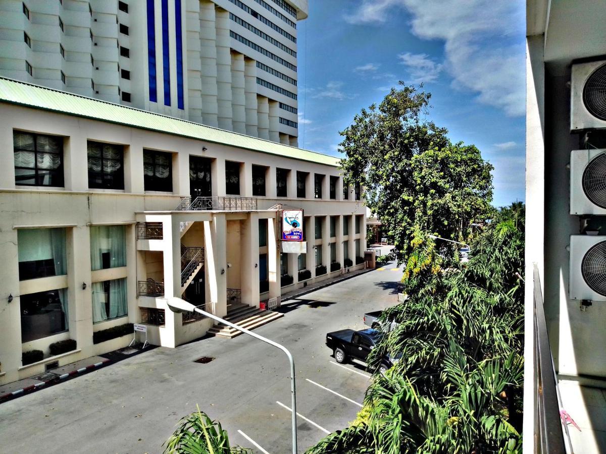 Neo Condo อพาร์ตเมนต์สองห้องนอน Pattaya Buitenkant foto